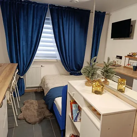 W Lomiankach Apartamento *